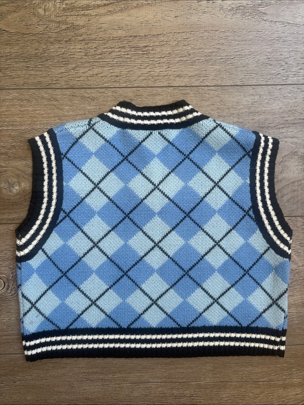 The Ragged Priest Blue Black & White Argyle Cropped V-Neck Knit Sweater Vest - Picture 4 of 5